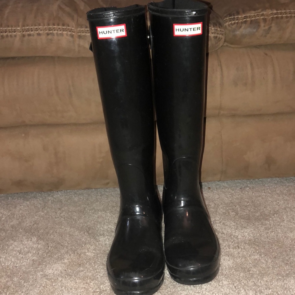 Black HUNTER Rain Boots w adjustable strap size 8
